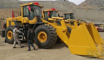 山东临工L989F装载机获得“推荐产品白金奖”